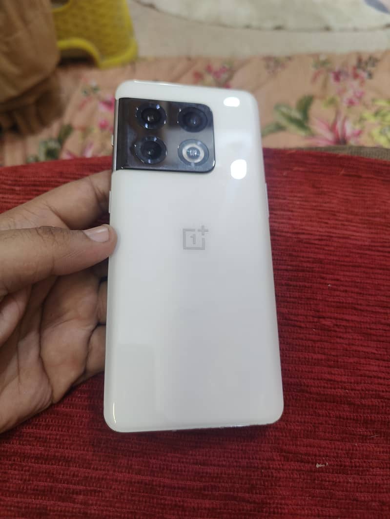 one plus 10 pro 1