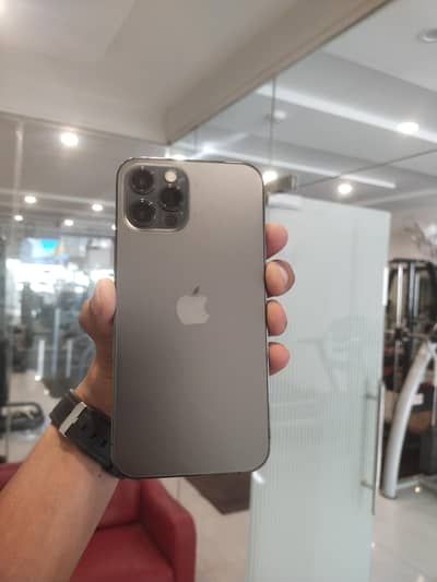 iPhone 12 Pro (128GB) Factory Unlocked - Spotless Condition