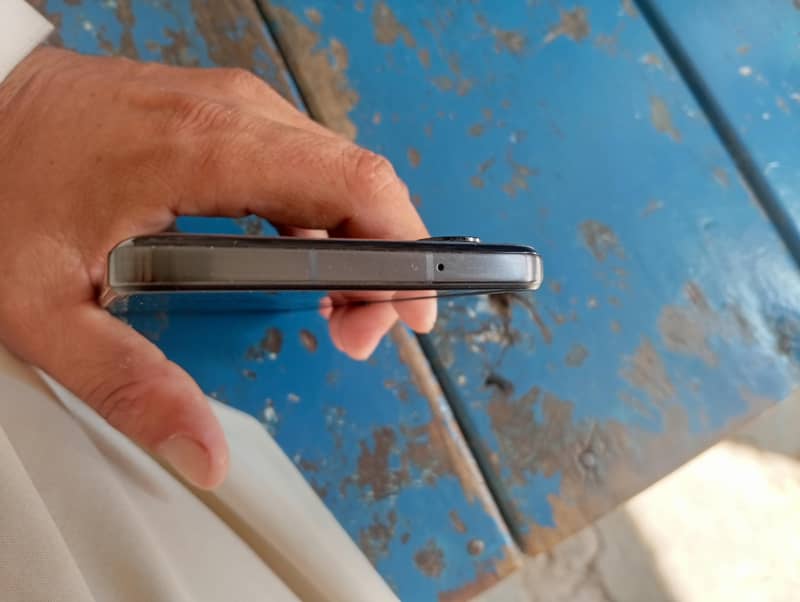 Infinix Zero Flip 4