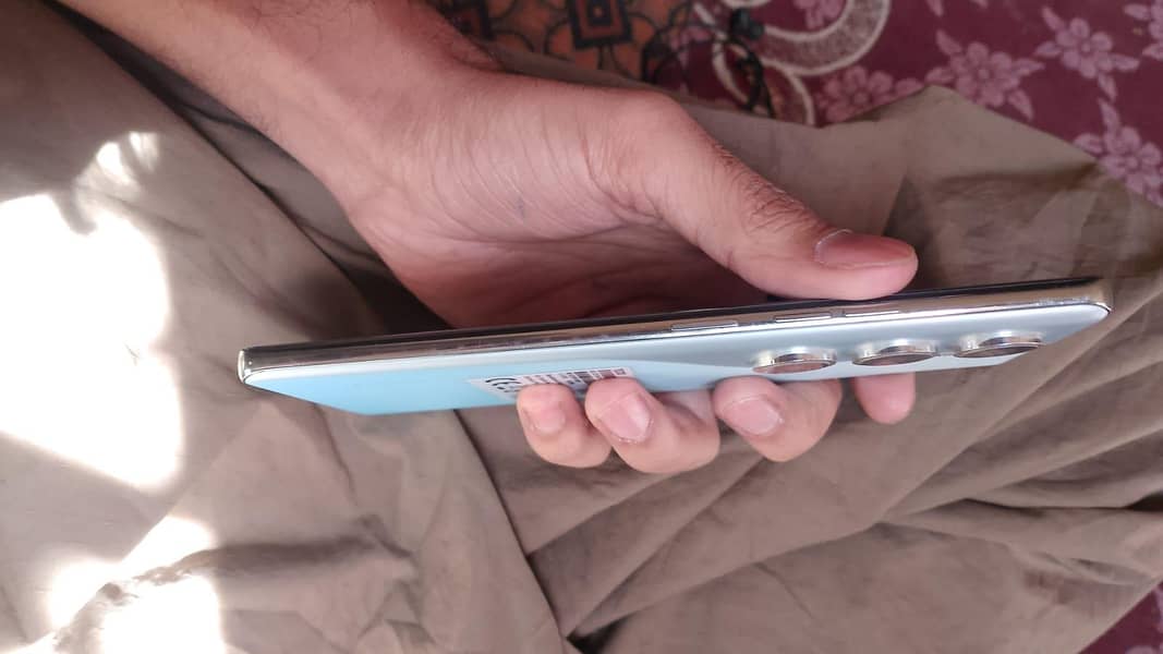 Tecno CAMON 40 Pro 1