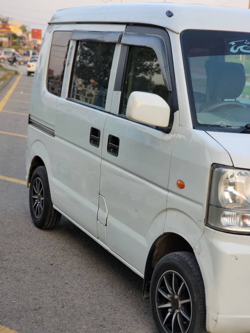 Suzuki Every 2012 2