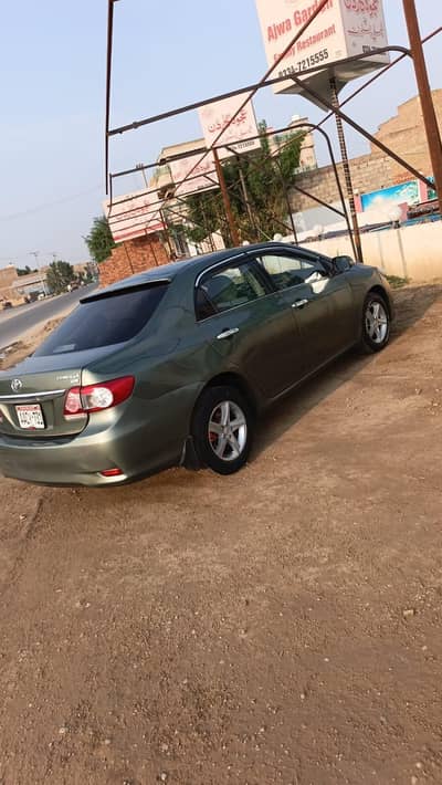 Toyota Corolla GLI 2011