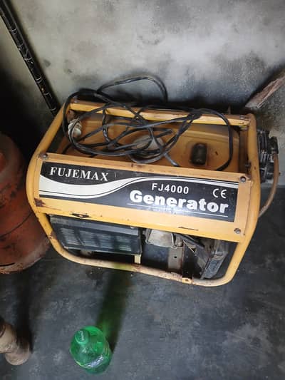 Generator fujemax 4000