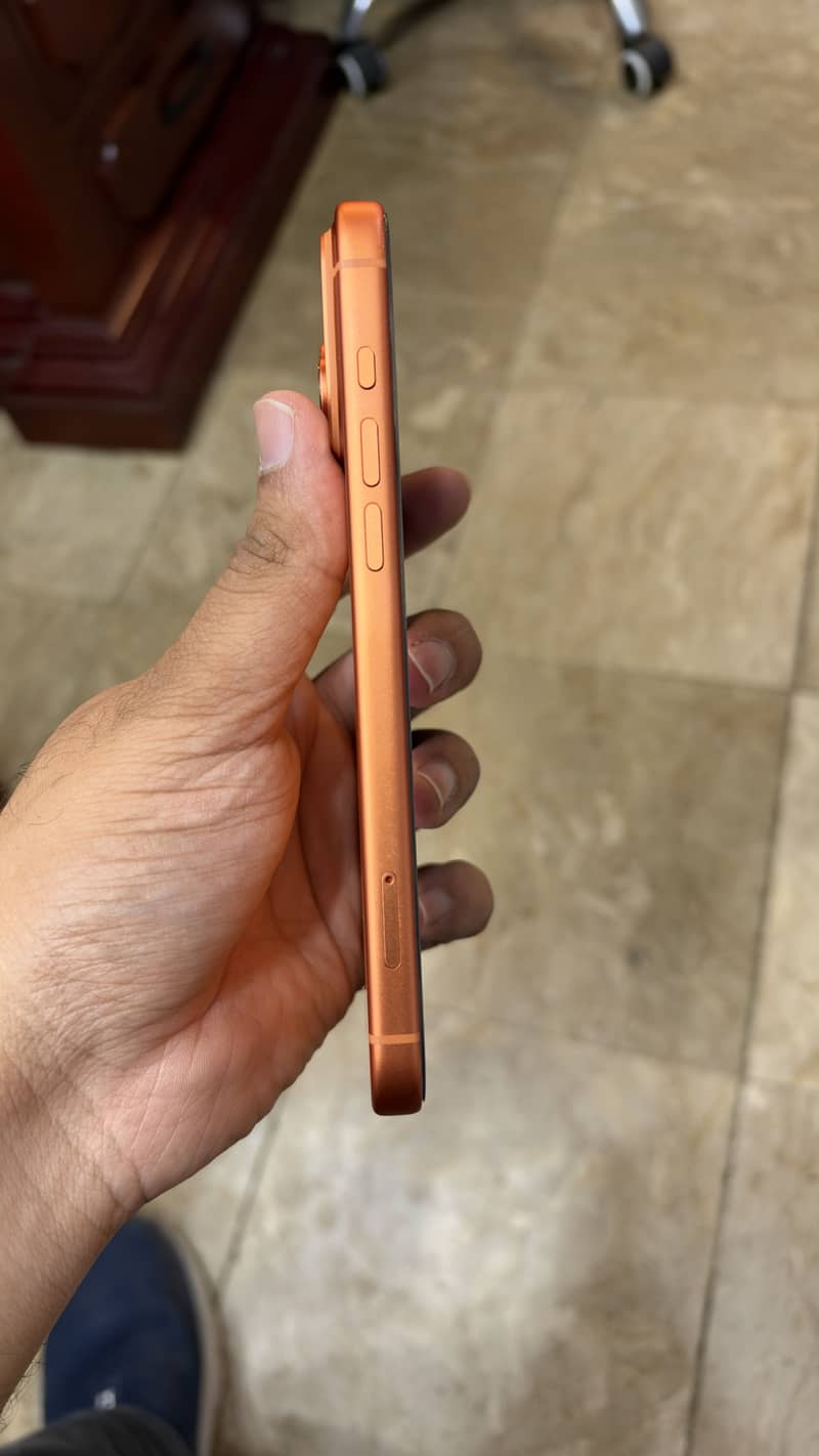 Apple iPhone 17 Pro Max 3
