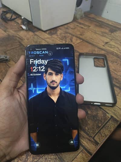 One Plus 9R