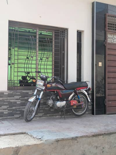 Honda CD 70 2018 model pakka 0306 4962665