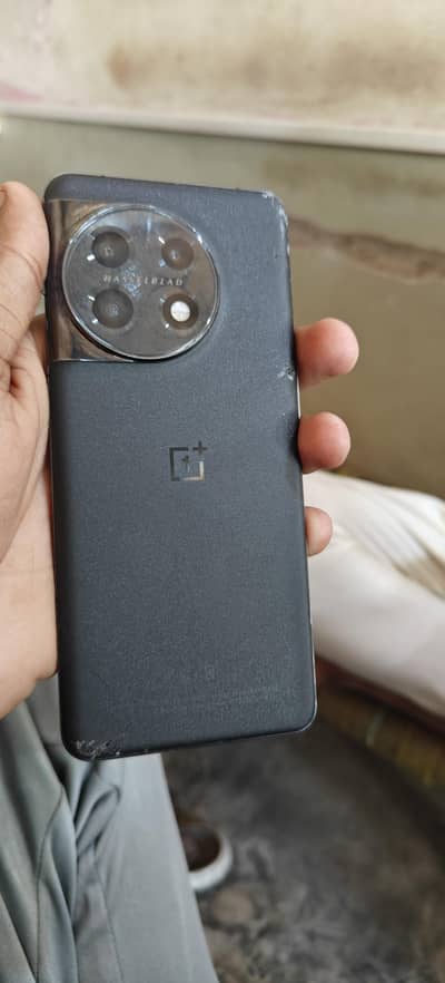 One Plus 11 5g all ok ha waterpak ha 128gb ha