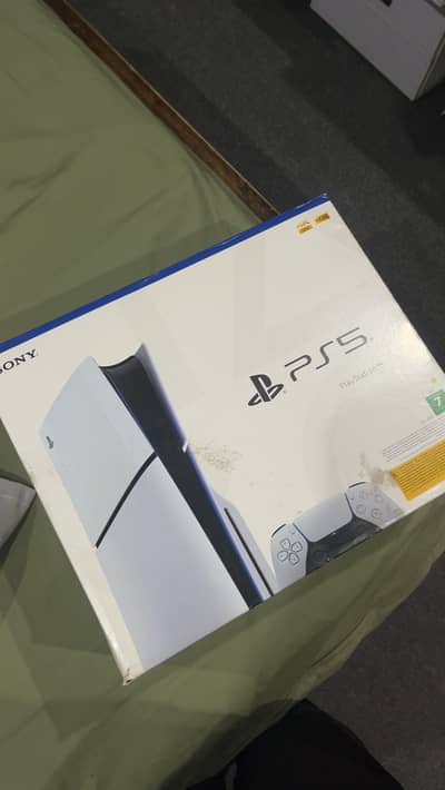 Ps5 slim disc 1TB console with 2 controllers