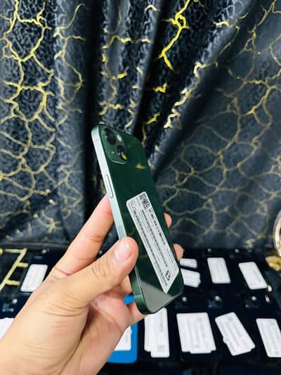 iPhone 13 JV