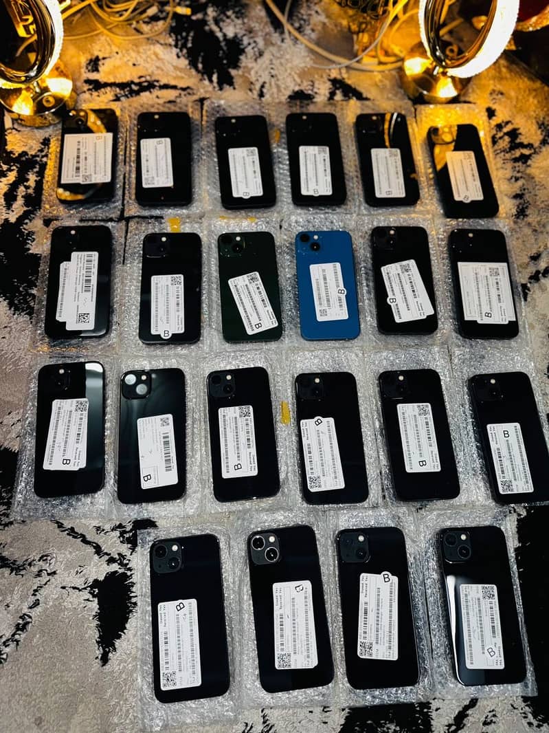 iPhone 13 JV 4
