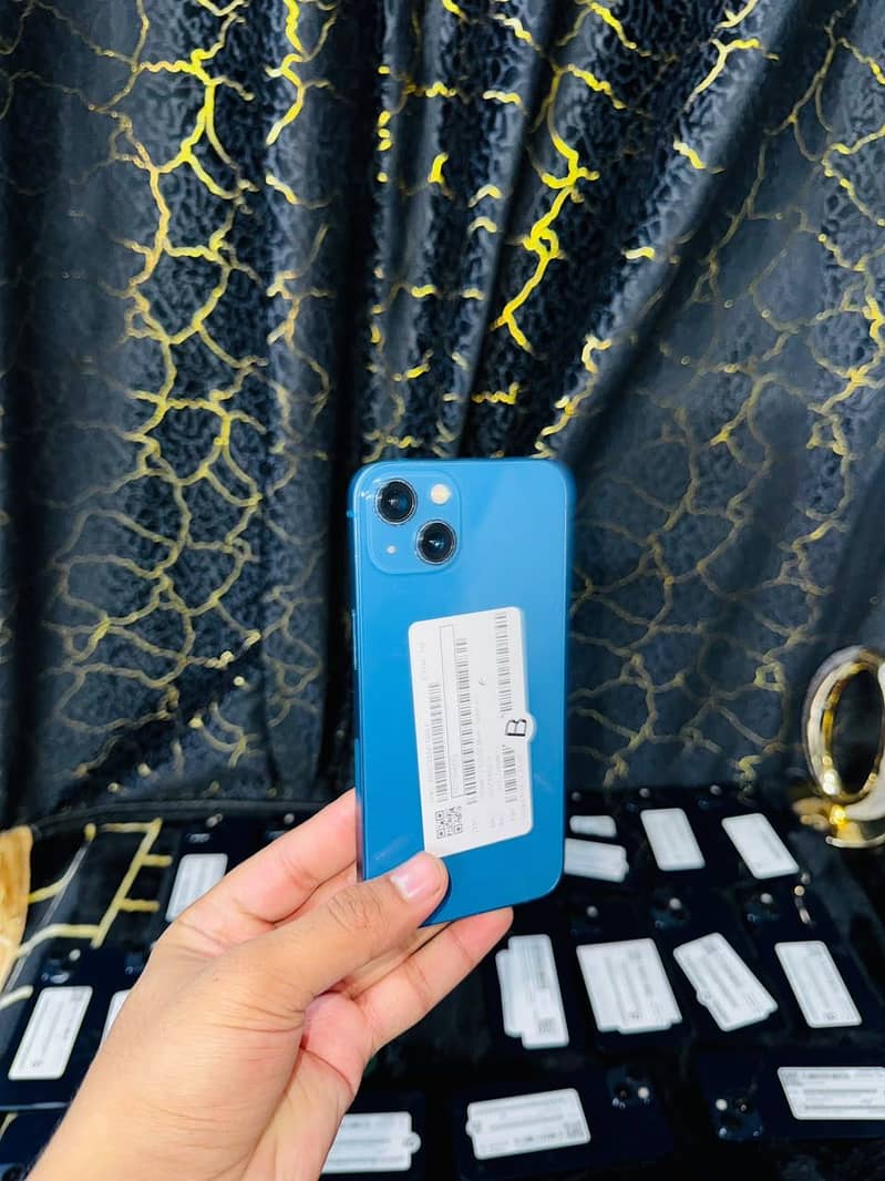 iPhone 13 JV 6