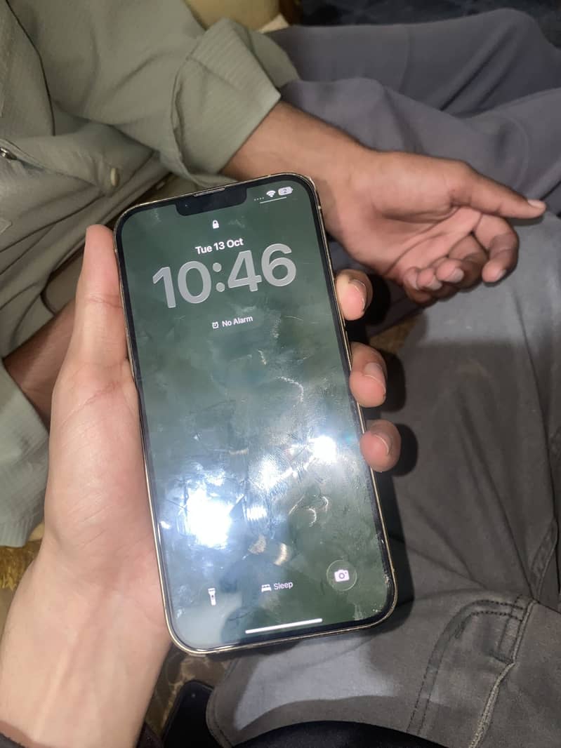 Apple iPhone 13 Pro Max 3