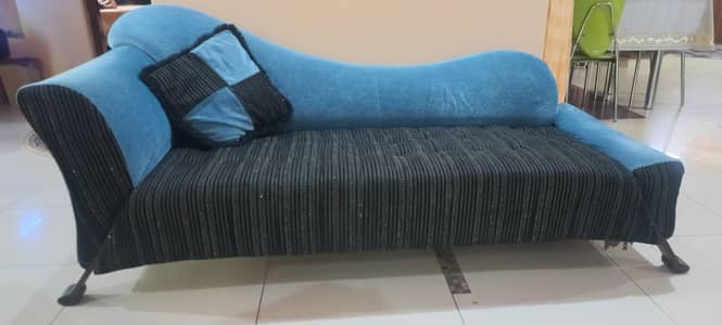 3 seater dewan