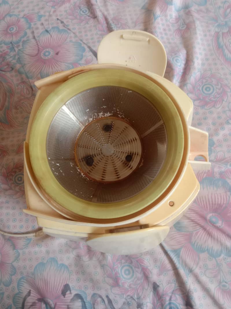 juicer blander 4