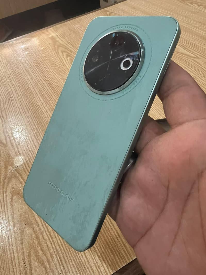 Tecno SPARK 30C 1