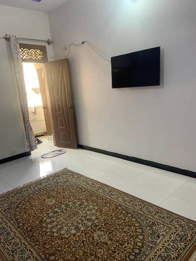 3 bed dd 1st floor portion