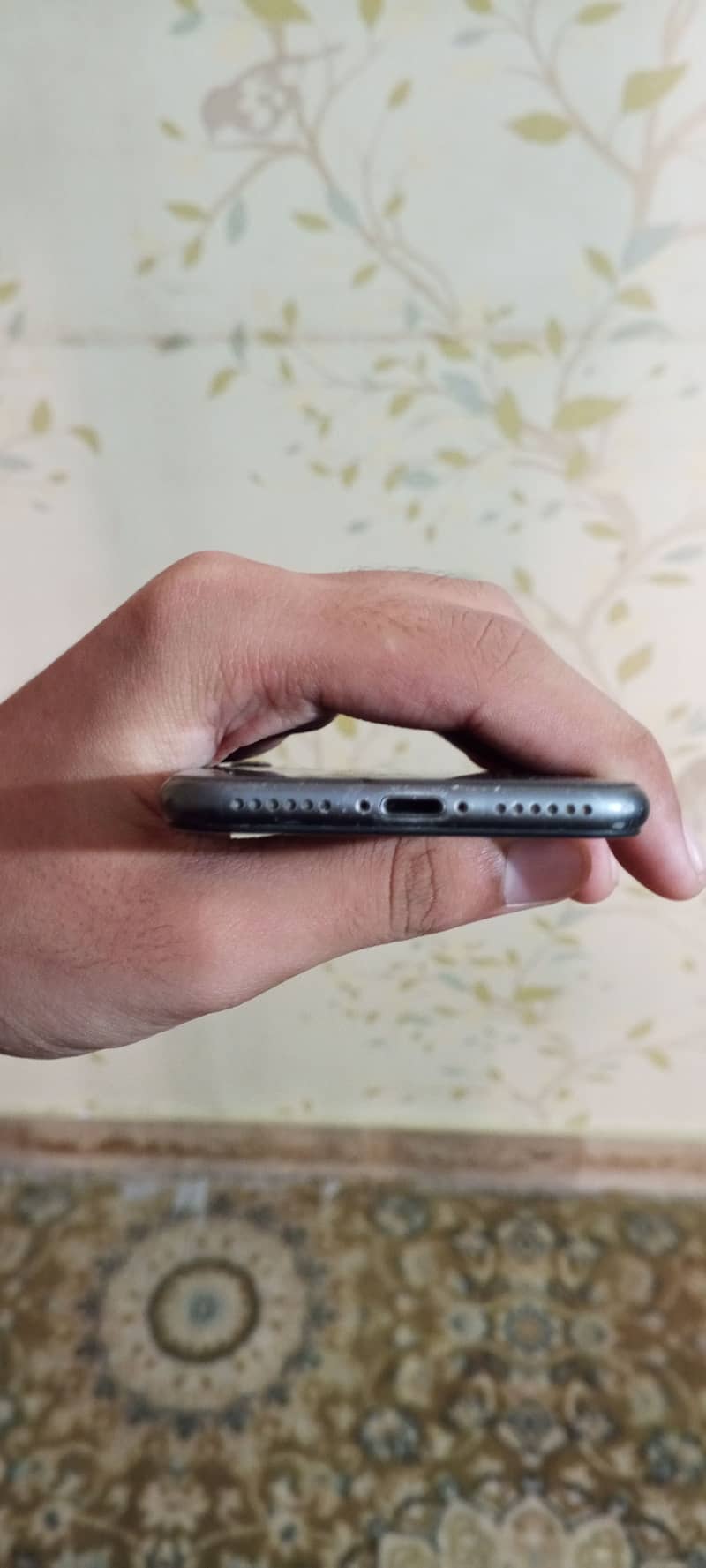 Apple iPhone 8 5