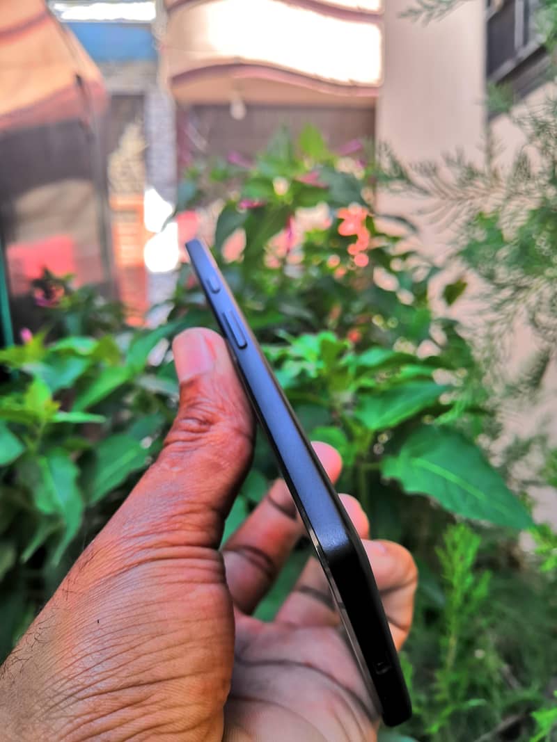 Google Pixel 2 XL 2