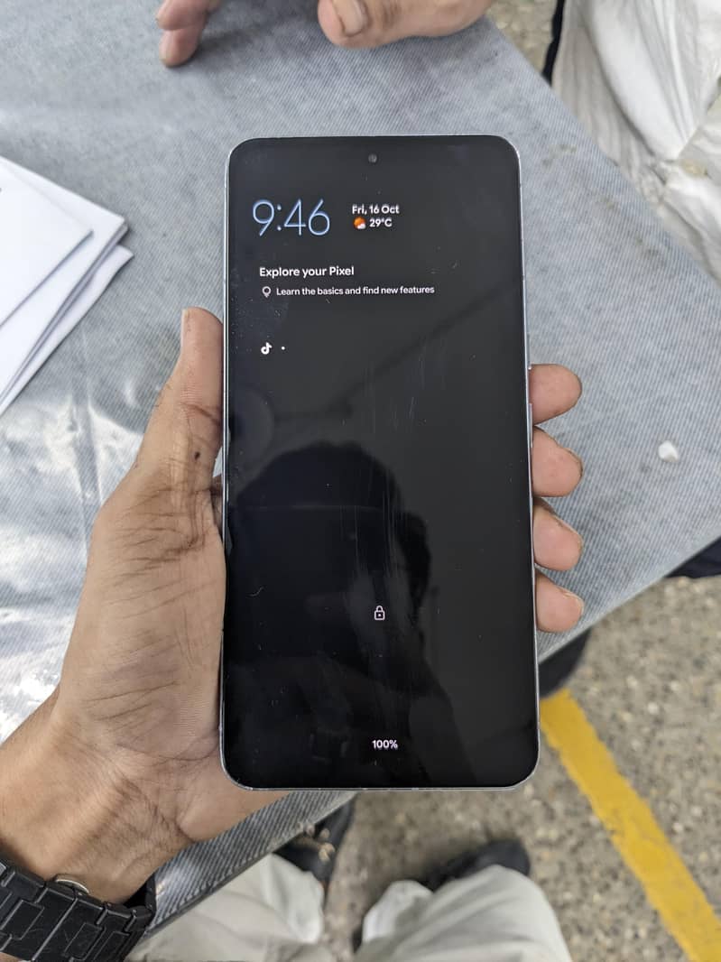 Google Pixel 8 Pro 2