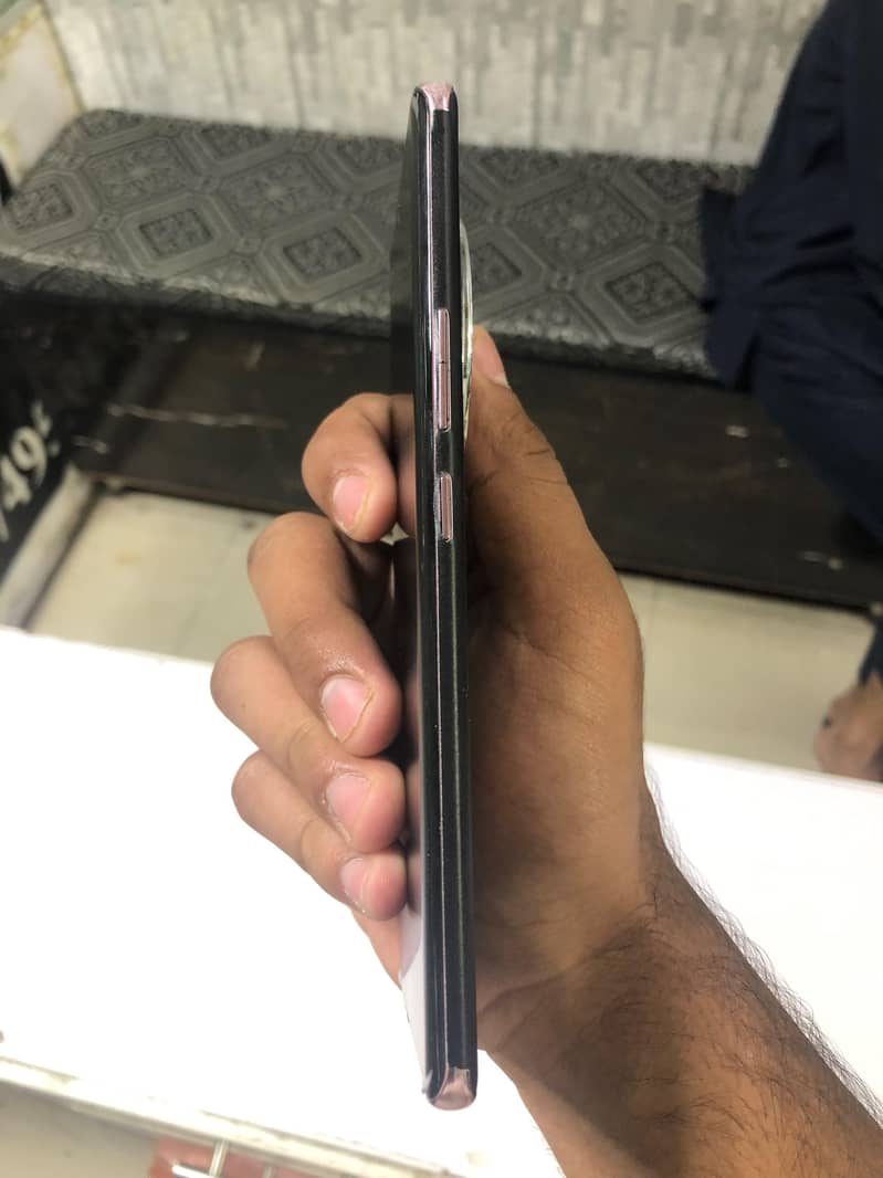 Infinix Zero 40 4
