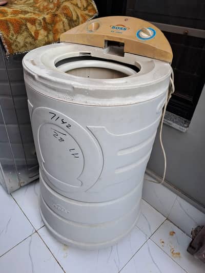 Super Asia washing machine 10 to 15kg & Boss Spinner.