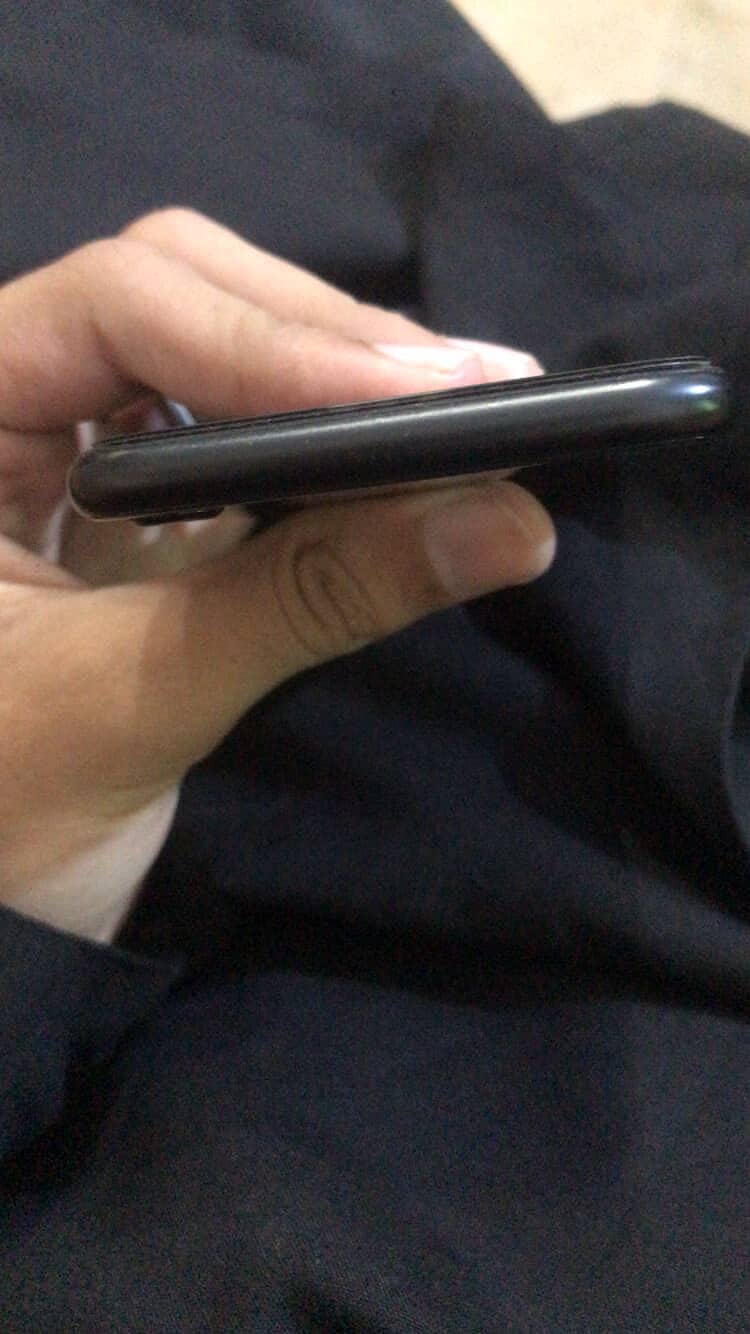 Apple iPhone SE 0