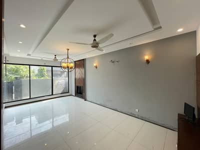 3 bed HOUSER AVAILABE FOR RENT IN DHA 9 TOWN LAHORE CANTT