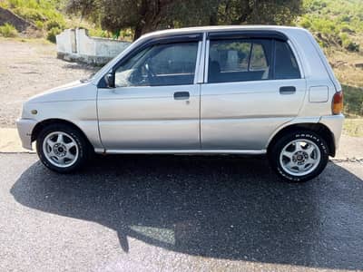 Daihatsu Cuore 2003