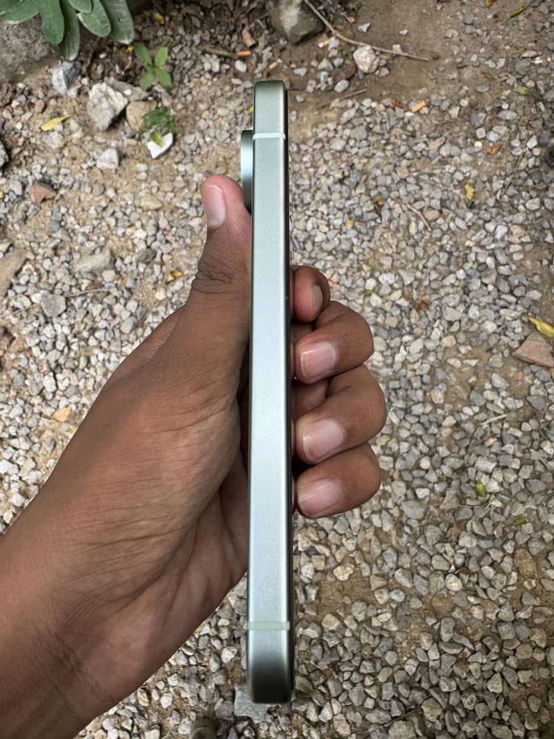Google Pixel 9 3