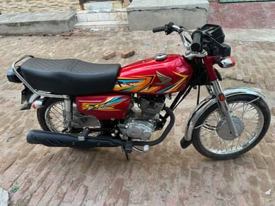 urgent sale bike need money serious buyers contact me