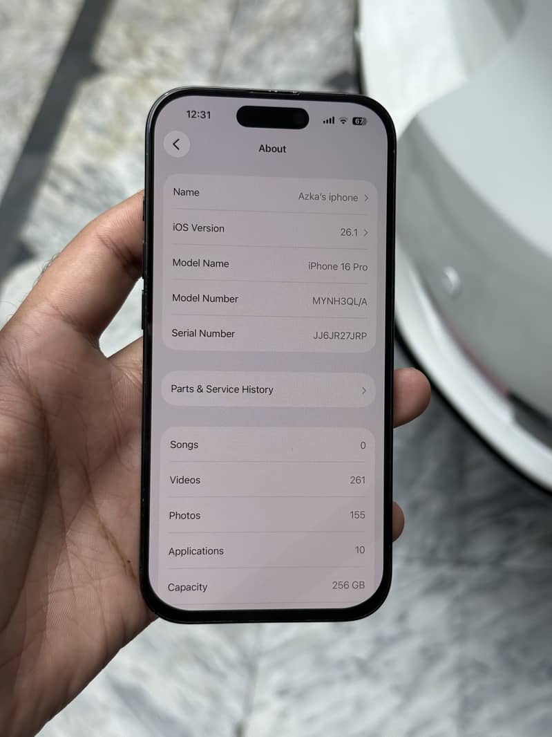 iPhone 16 Pro 3