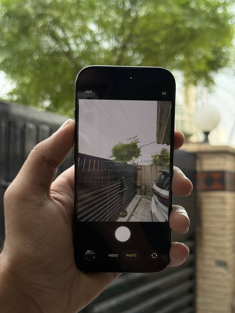 iPhone 16 Pro 8