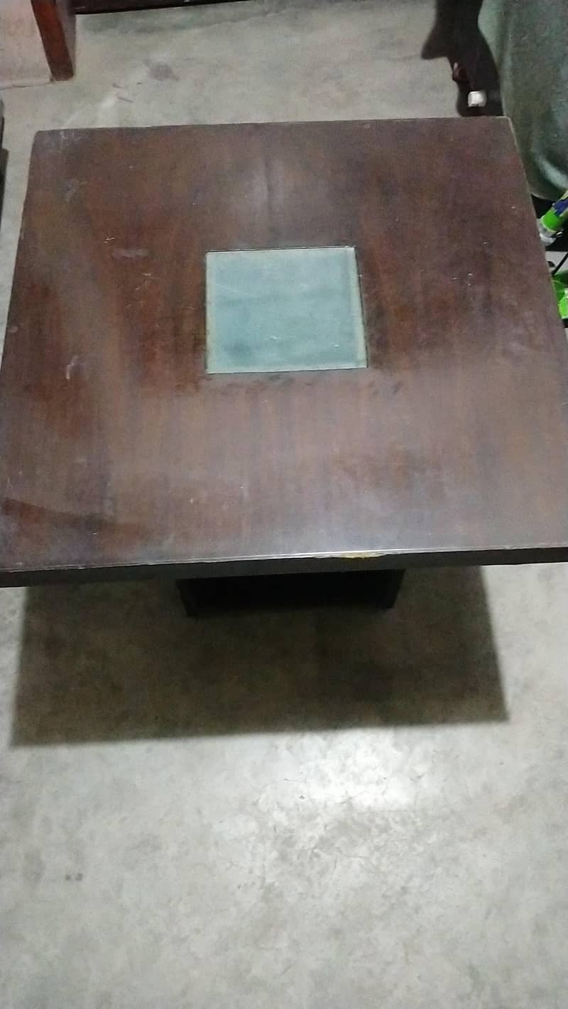 centre table 0