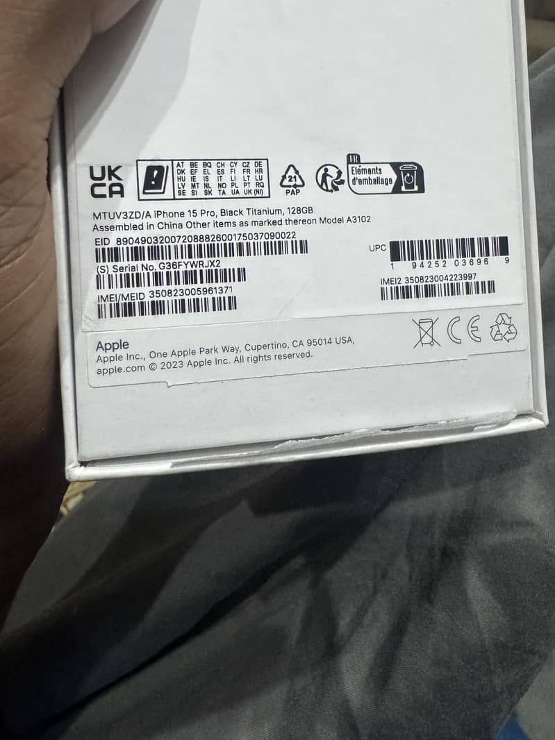 Apple iPhone 15 Pro 0