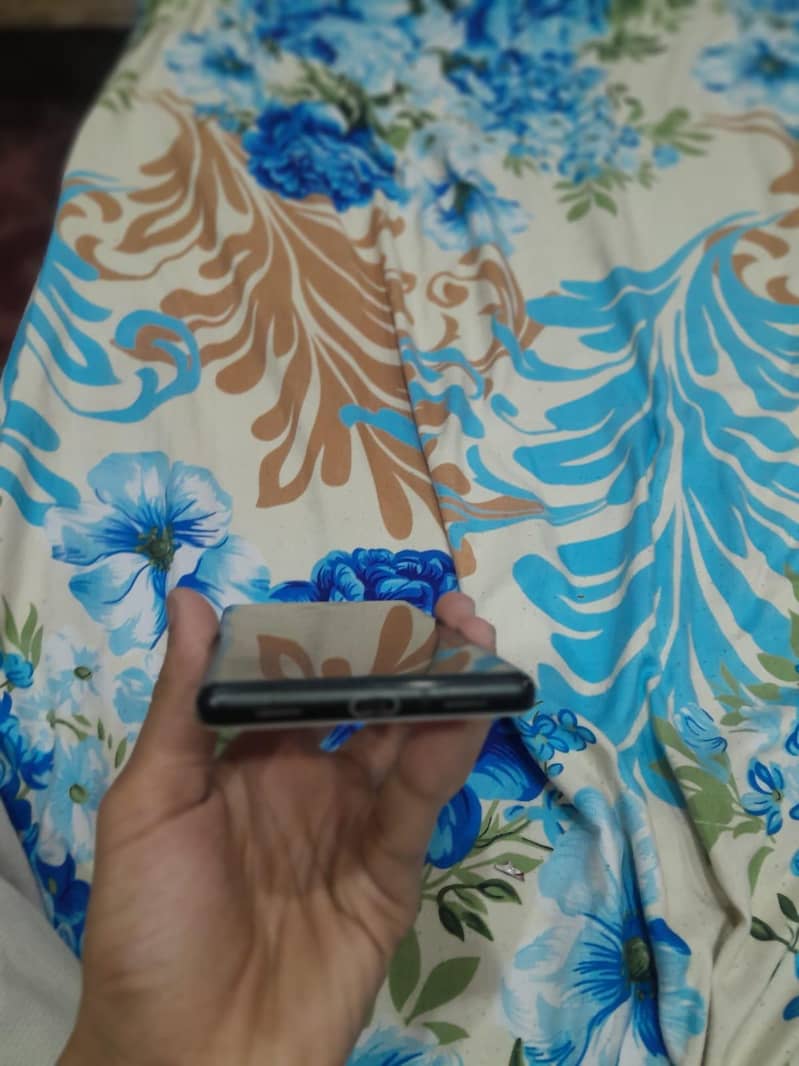 Google Pixel 6a 1