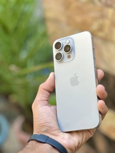 Apple iPhone 15 Pro Max 256 GB