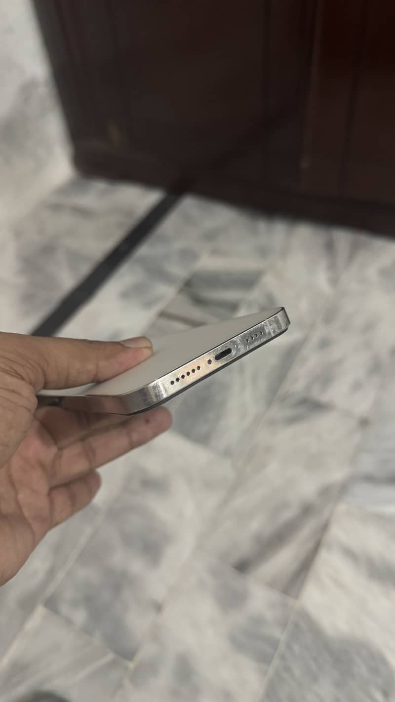 Apple iPhone 12 Pro Max 3