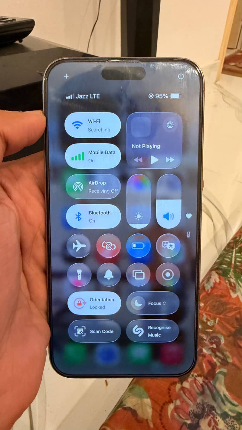 Apple iPhone 15 Pro Max 2