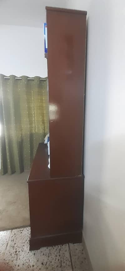 Wooden Cupboard with Built-in Study Table & Bookshelves