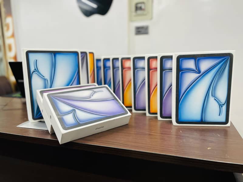 APPLE IPAD AIR M4 13" 256GB MIX COLOUR BOX PACK SELAED 1