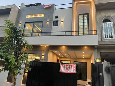 6.5 MARLA BREND NEW HOUSE FOR SALE IN JINNAH GARDEN