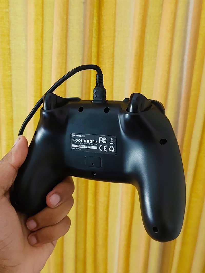 Fantech GP13 II Wired Controller - Great Condition 1