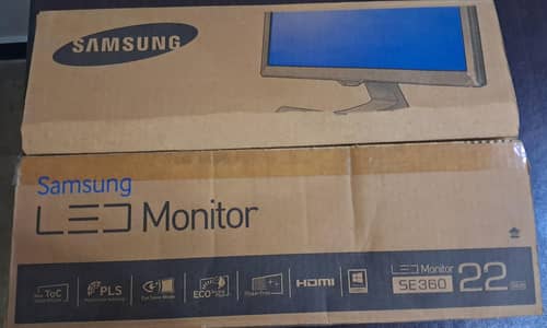Samsung HD monitor 22 inch in good condition for sale
