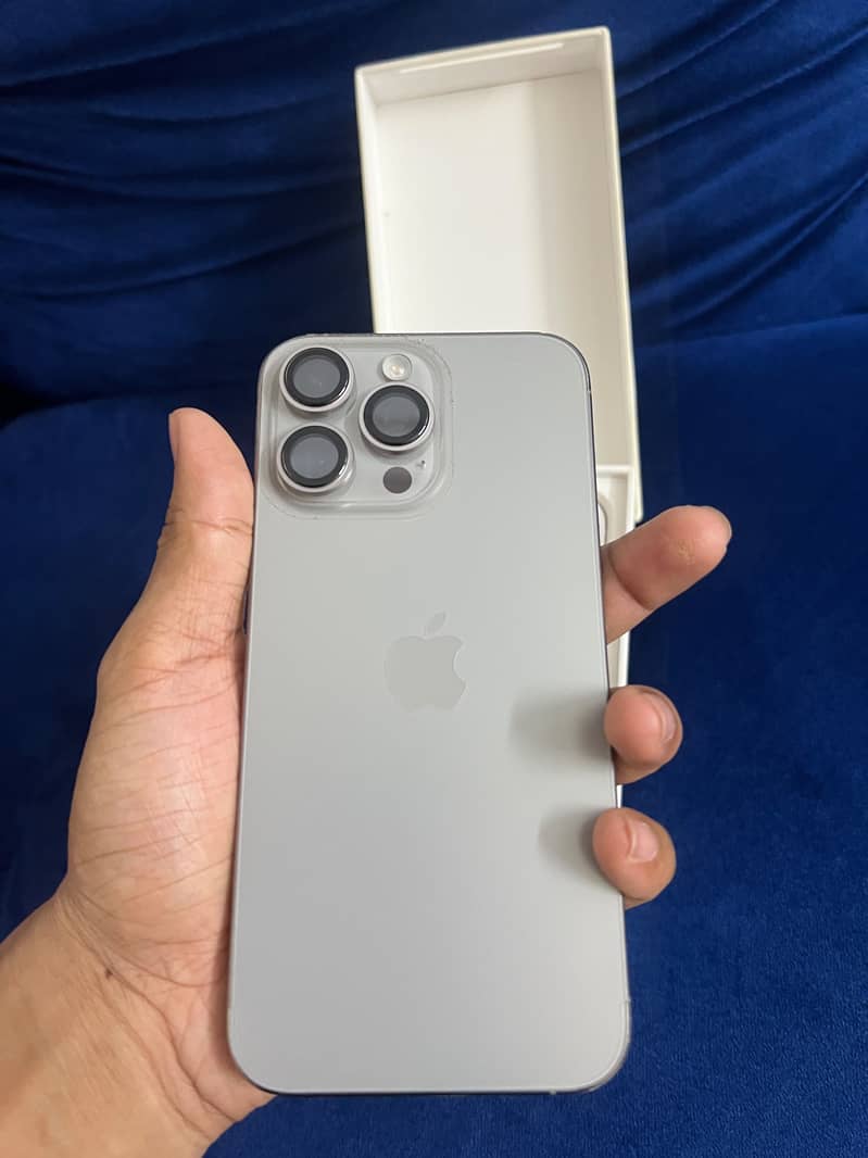 Apple iPhone 15 Pro Max (slightly negotiable) 2