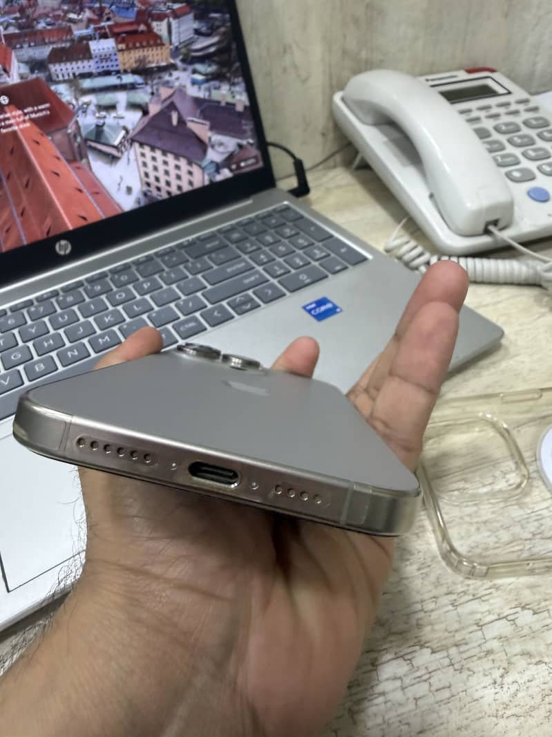 Apple iPhone 15 pro max 3