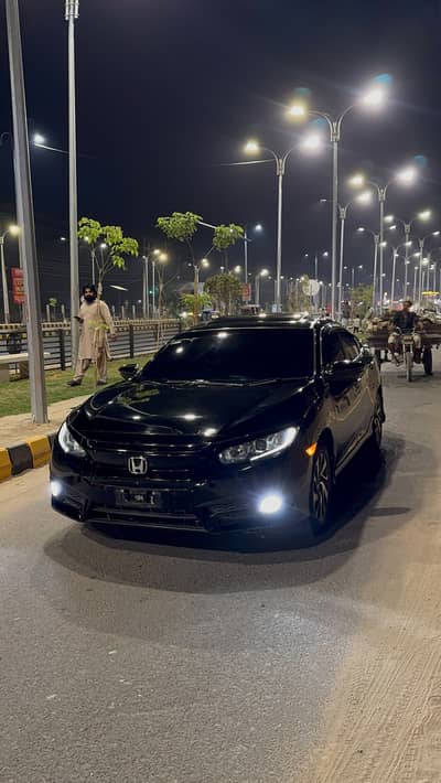Honda Civic Oriel 2017