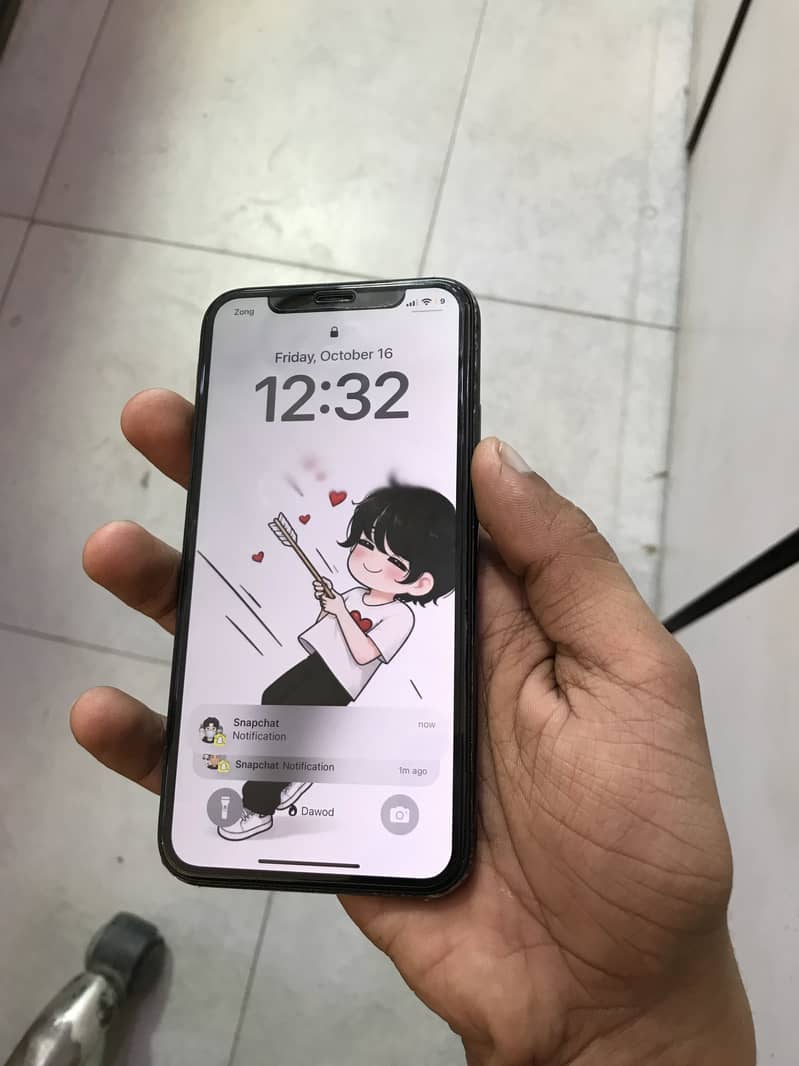 Apple iPhone XS 3