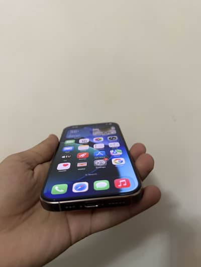 Apple iPhone 16 Pro non pta factory unlock sim time available