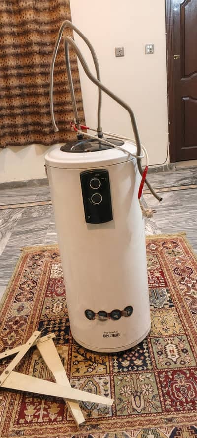 beetro fast electric geyser FFE-60(60 Ltr) Solar compatible