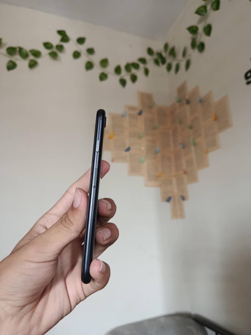 Apple iPhone SE 2